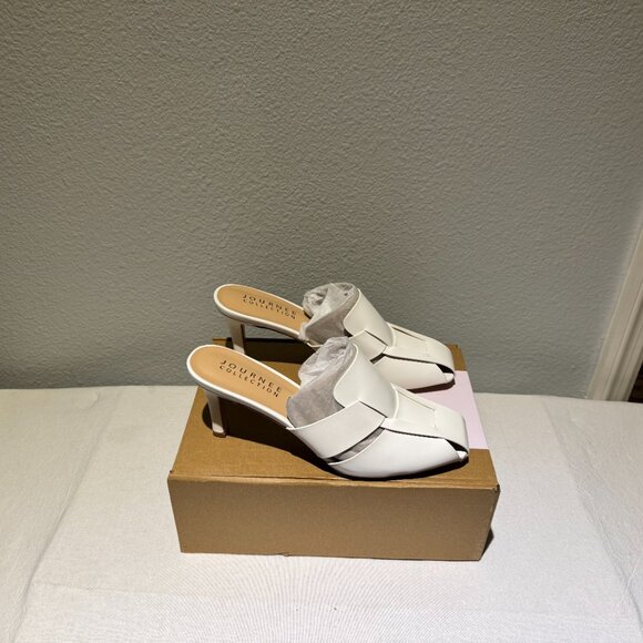 NEW Journee Collection Tristin Mules – White, Size 9, Square Toe, Box Included - Picture 2 of 6